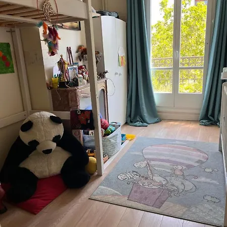 Vue Sur Le Canal Saint Martin - 70m2 Apartment Paris